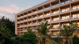 Sheraton Maoming Romantic Beach Resort Exterior