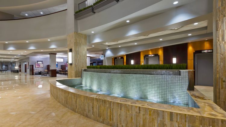 Courtyard by Marriott Omaha La Vista Lobby