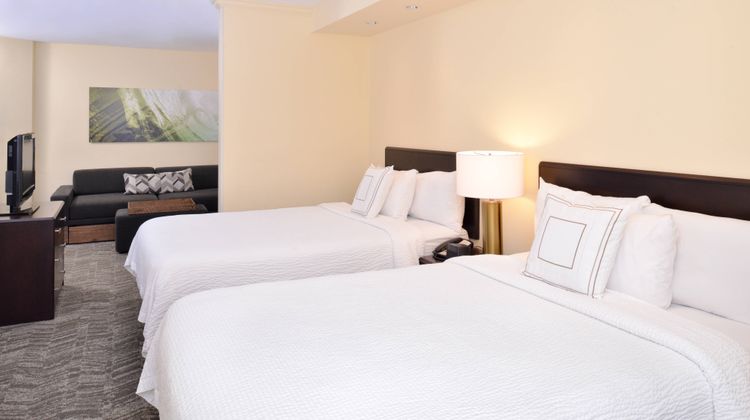 SpringHill Suites Corona Riverside Suite
