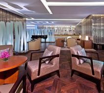 Sheraton Grand Beijing Dongcheng Hotel Lobby
