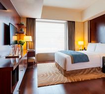 Imperial Mansion Marriott Executive Apts Room