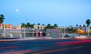 MOXY Phoenix Tempe