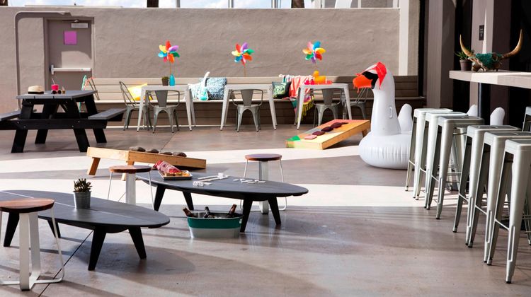 MOXY Phoenix Tempe Recreation