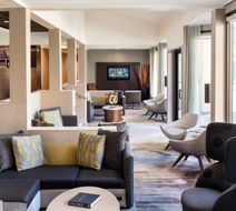 Courtyard San Diego Sorrento Mesa Lobby