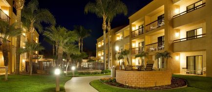 Courtyard San Diego Sorrento Mesa Exterior