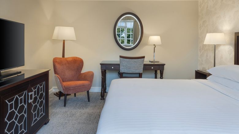 <b>Delta Hotels St Pierre Country Club Suite</b>. Images powered by <a href="https://www.leonardoworldwide.com/" title="Leonardo Worldwide" target="_blank">Leonardo</a>.