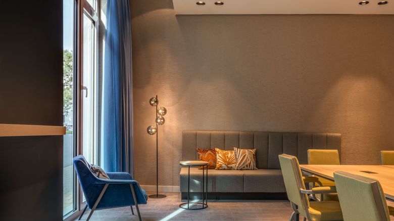 <b>Courtyard by Marriott Cologne Meeting</b>. Images powered by <a href="https://www.leonardoworldwide.com/" title="Leonardo Worldwide" target="_blank">Leonardo</a>.