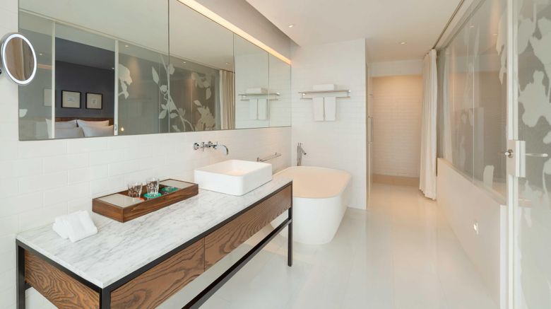 <b>Le Meridien Zhengzhou Room</b>. Images powered by <a href="https://www.leonardoworldwide.com/" title="Leonardo Worldwide" target="_blank">Leonardo</a>.