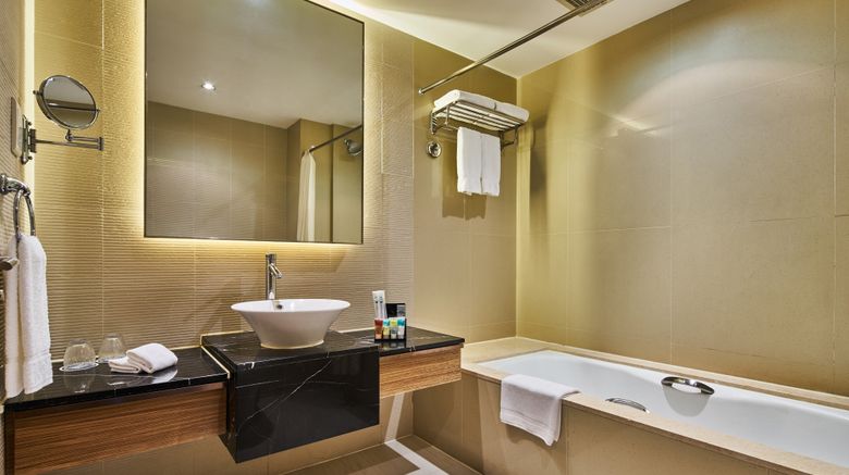 <b>Four Points by Sheraton Shanghai, Daning Room</b>. Images powered by <a href="https://www.leonardoworldwide.com/" title="Leonardo Worldwide" target="_blank">Leonardo</a>.