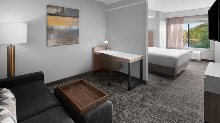 SpringHill Suites by Marriott Suite