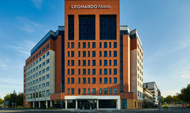 Leonardo Hotel Swindon Exterior