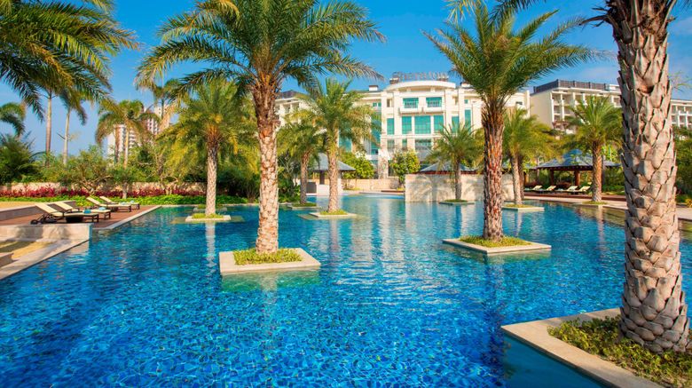 <b>Sheraton Bailuhu Resort, Huizhou Pool</b>. Images powered by <a href="https://www.leonardoworldwide.com/" title="Leonardo Worldwide" target="_blank">Leonardo</a>.