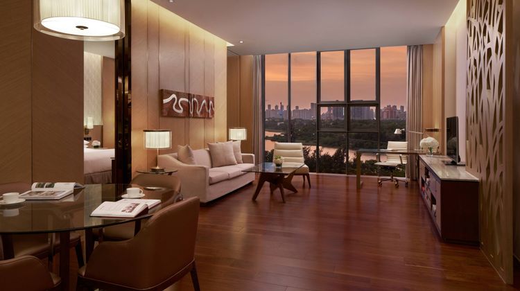 The OCT Harbour- Marriott Exec Apts Room