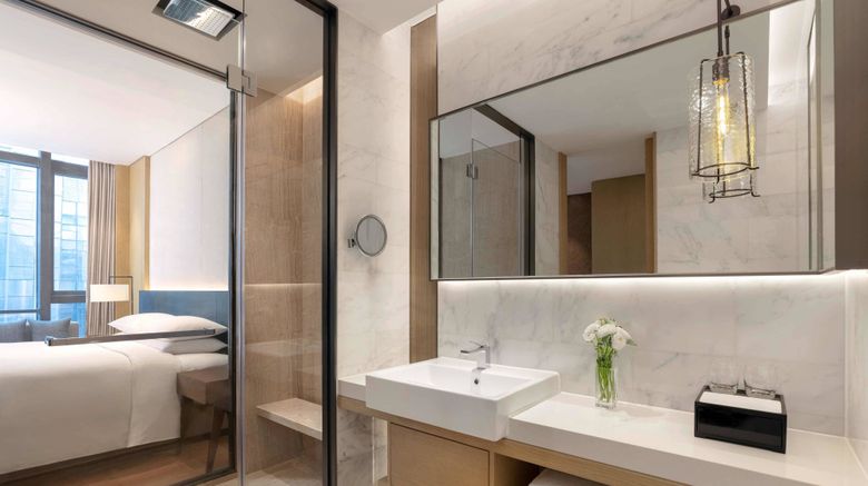 <b>Courtyard Shenzhen Bay Room</b>. Images powered by <a href="https://www.leonardoworldwide.com/" title="Leonardo Worldwide" target="_blank">Leonardo</a>.