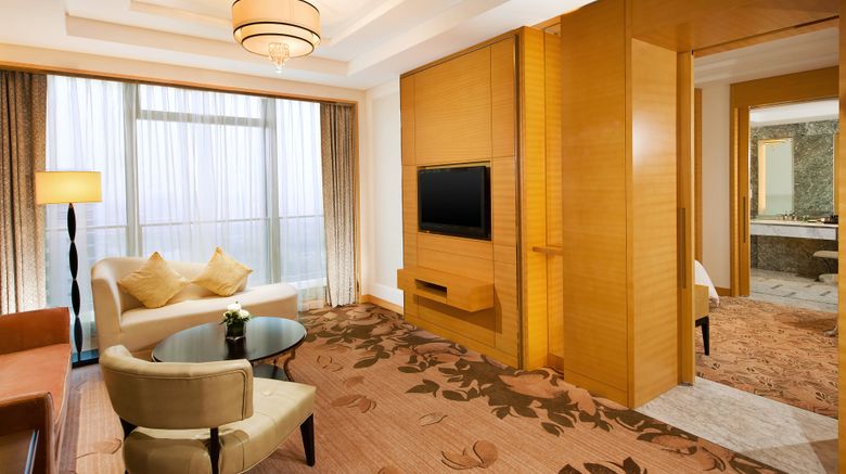 <b>Sheraton Qingdao Jiaozhou Hotel Suite</b>. Images powered by <a href="https://www.leonardoworldwide.com/" title="Leonardo Worldwide" target="_blank">Leonardo</a>.