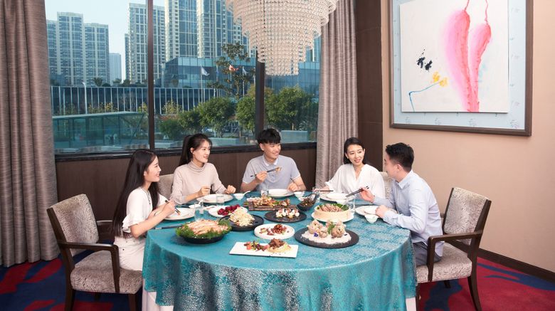 <b>Sheraton Qingdao West Coast Restaurant</b>. Images powered by <a href="https://www.leonardoworldwide.com/" title="Leonardo Worldwide" target="_blank">Leonardo</a>.
