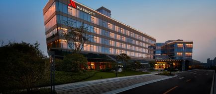 Xuzhou Marriott Hotel Lakeview Exterior