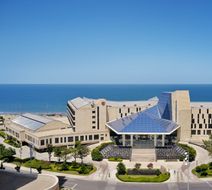 Sheraton Yantai Golden Beach Resort Exterior