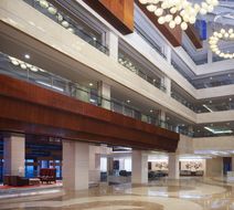 Sheraton Yantai Golden Beach Resort Lobby