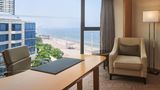 Sheraton Yantai Golden Beach Resort Room