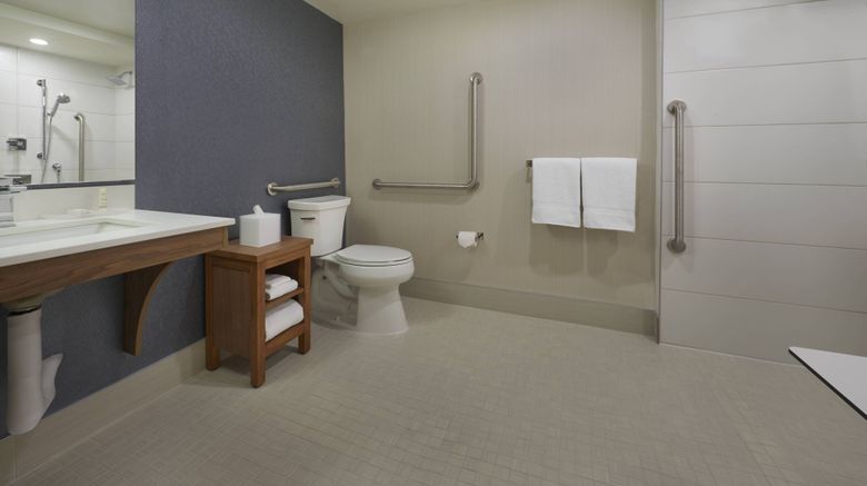 <b>Courtyard by Marriott Oshawa Room</b>. Images powered by <a href="https://www.leonardoworldwide.com/" title="Leonardo Worldwide" target="_blank">Leonardo</a>.