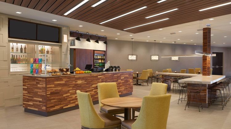 Courtyard by Marriott Oshawa Restaurant