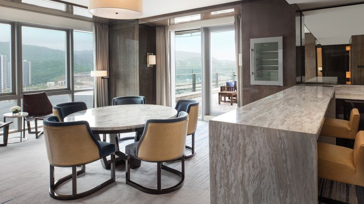 Sheraton Zhuhai Hotel Suite
