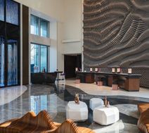 Renaissance Nanning Hotel Lobby
