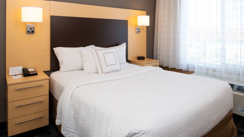 <b>TownePlace Suites Bakersfield West Room</b>. Images powered by <a href="https://www.leonardoworldwide.com/" title="Leonardo Worldwide" target="_blank">Leonardo</a>.