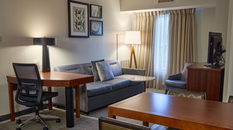 <b>Residence Inn Columbia NW/Harbison Room</b>. Images powered by <a href="https://www.leonardoworldwide.com/" title="Leonardo Worldwide" target="_blank">Leonardo</a>.