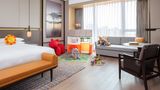 <b>Sheraton Shanghai Fengxian Room</b>. Images powered by <a href="https://www.leonardoworldwide.com/" title="Leonardo Worldwide" target="_blank">Leonardo</a>.