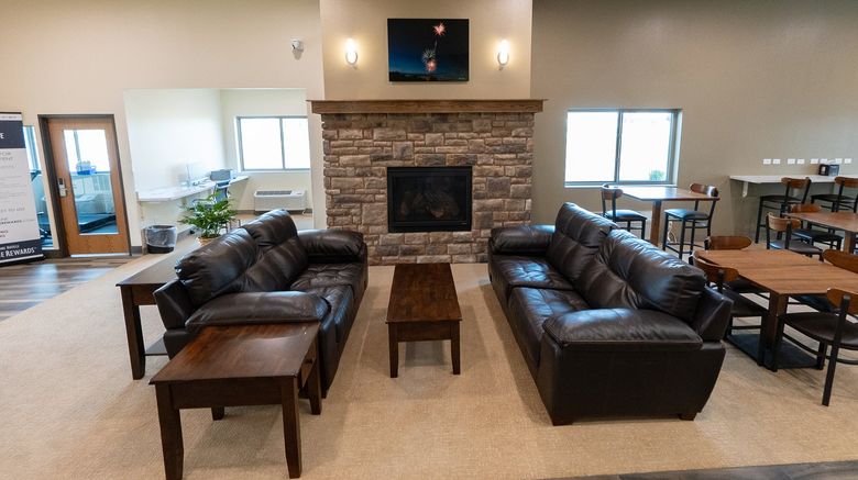 <b>Cobblestone Inn & Suites Lobby</b>. Images powered by <a href="https://www.leonardoworldwide.com/" title="Leonardo Worldwide" target="_blank">Leonardo</a>.