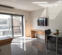 Cardiff Executive Apartments Room