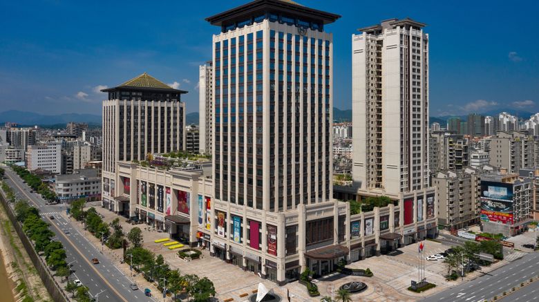 <b>Sheraton Yunfu Xinxing Hotel Exterior</b>. Images powered by <a href="https://www.leonardoworldwide.com/" title="Leonardo Worldwide" target="_blank">Leonardo</a>.
