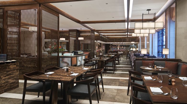 <b>Sheraton Yunfu Xinxing Hotel Restaurant</b>. Images powered by <a href="https://www.leonardoworldwide.com/" title="Leonardo Worldwide" target="_blank">Leonardo</a>.