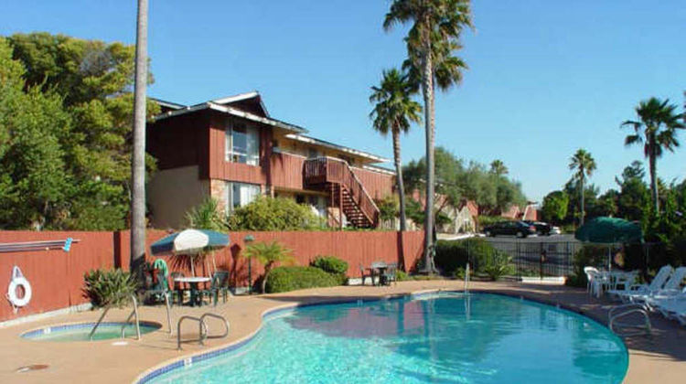 Vagabond Inn San Luis Obispo Pool