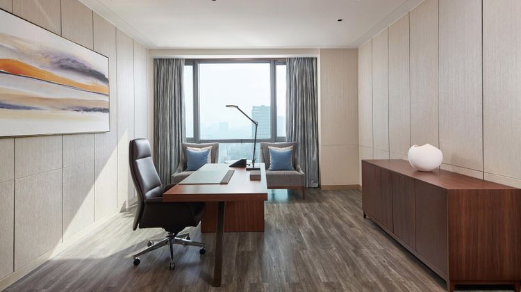 Four Points by Sheraton Jiaxing Suite