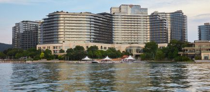Sheraton Qiandao Lake Resort Exterior