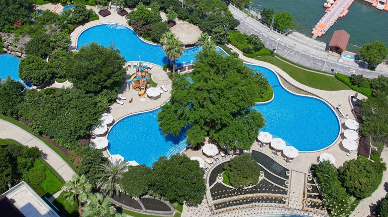 <b>Sheraton Qiandao Lake Resort Pool</b>. Images powered by <a href="https://www.leonardoworldwide.com/" title="Leonardo Worldwide" target="_blank">Leonardo</a>.