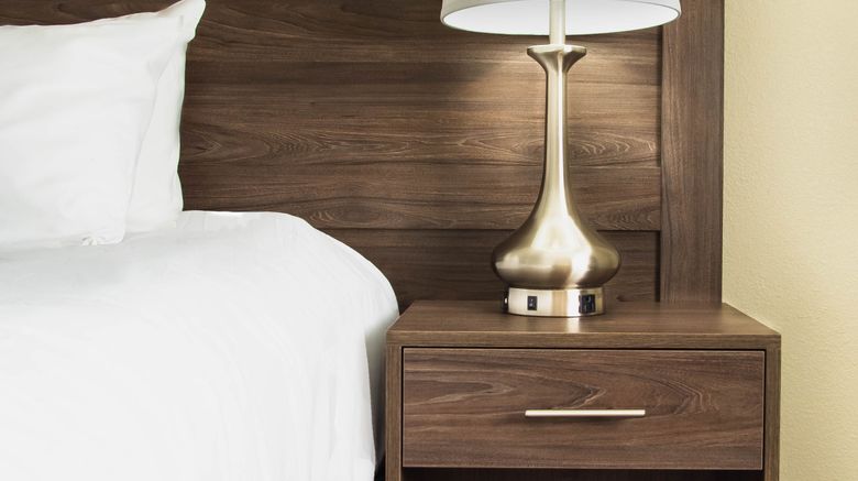 <b>Serene Vegas, a Vegas Resort Room</b>. Images powered by <a href="https://www.leonardoworldwide.com/" title="Leonardo Worldwide" target="_blank">Leonardo</a>.
