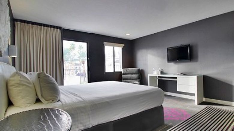<b>Serene Vegas, a Vegas Resort Room</b>. Images powered by <a href="https://www.leonardoworldwide.com/" title="Leonardo Worldwide" target="_blank">Leonardo</a>.