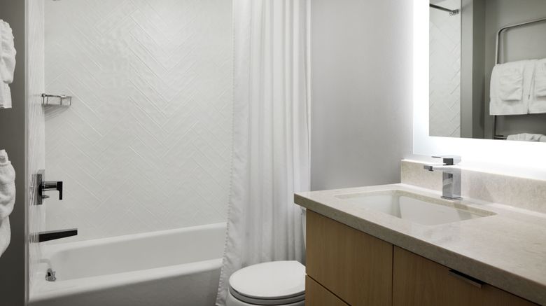 <b>TownePlace Suites by Marriott Dulles Room</b>. Images powered by <a href="https://www.leonardoworldwide.com/" title="Leonardo Worldwide" target="_blank">Leonardo</a>.