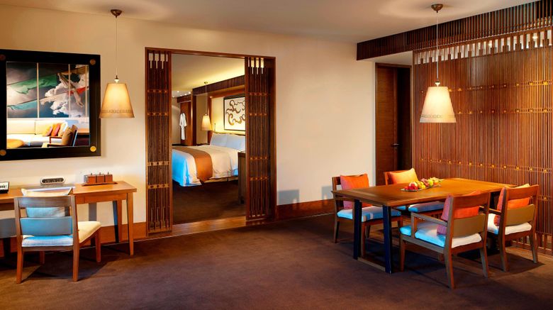 <b>The St. Regis Lhasa Resort Suite</b>. Images powered by <a href="https://www.leonardoworldwide.com/" title="Leonardo Worldwide" target="_blank">Leonardo</a>.