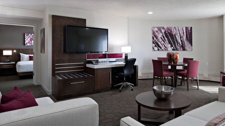 <b>Delta Edmonton South Hotel & Conf Ctr Suite</b>. Images powered by <a href="https://www.leonardoworldwide.com/" title="Leonardo Worldwide" target="_blank">Leonardo</a>.