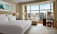 The Ritz-Carlton Beijing, Financial St