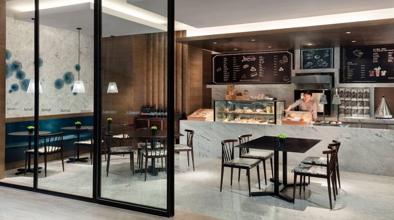 <b>JW Marriott Hotel Sanya Dadonghai Bay Restaurant</b>. Images powered by <a href="https://www.leonardoworldwide.com/" title="Leonardo Worldwide" target="_blank">Leonardo</a>.