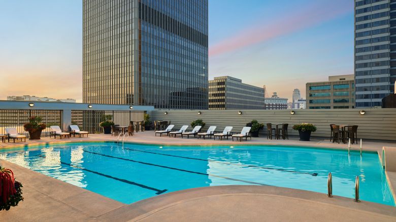 <b>Sheraton Kansas City at Crown Center Pool</b>. Images powered by <a href="https://www.leonardoworldwide.com/" title="Leonardo Worldwide" target="_blank">Leonardo</a>.