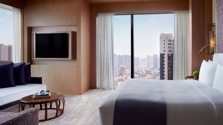 <b>The Ritz-Carlton, Xi'an Room</b>. Images powered by <a href="https://www.leonardoworldwide.com/" title="Leonardo Worldwide" target="_blank">Leonardo</a>.