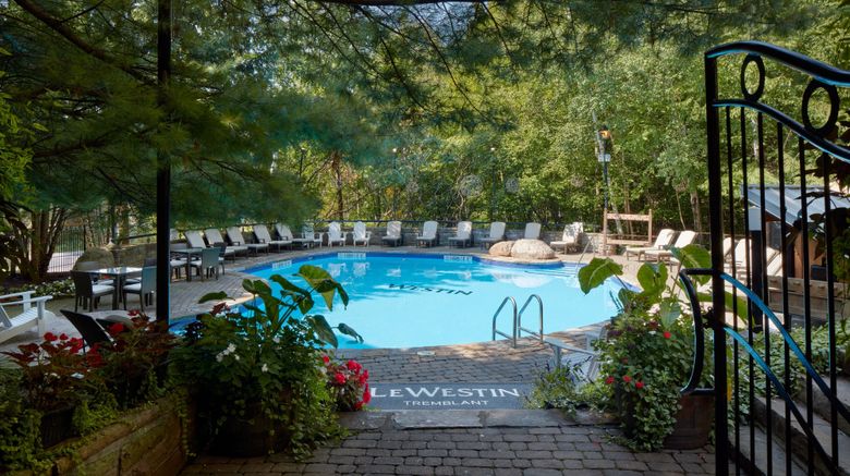 <b>Le Westin Tremblant Pool</b>. Images powered by <a href="https://www.leonardoworldwide.com/" title="Leonardo Worldwide" target="_blank">Leonardo</a>.