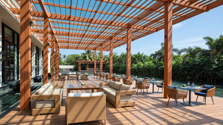 <b>Four Points Sheraton Wuchuan Loong Bay Restaurant</b>. Images powered by <a href="https://www.leonardoworldwide.com/" title="Leonardo Worldwide" target="_blank">Leonardo</a>.